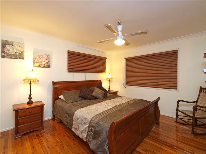 35 Hagman Street, Stafford Heights QLD 4053