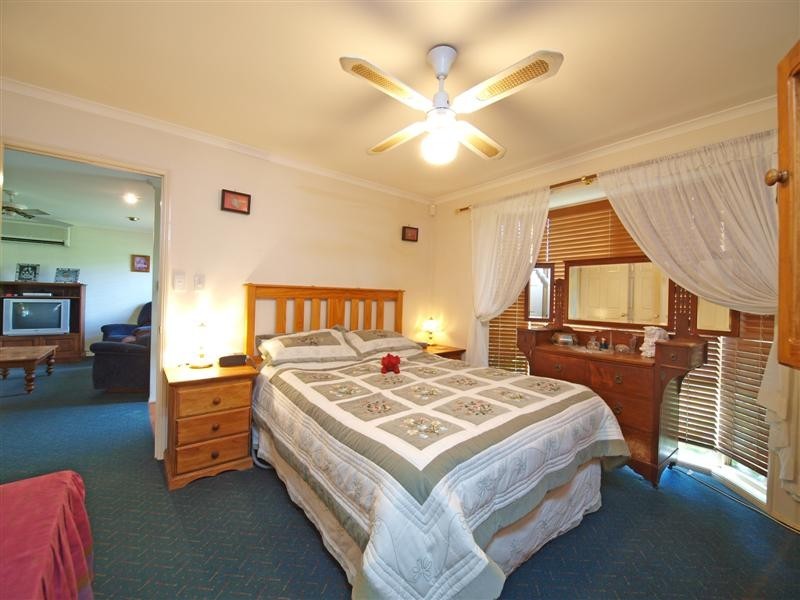 92 The Boulevard, Albany Creek QLD 4035