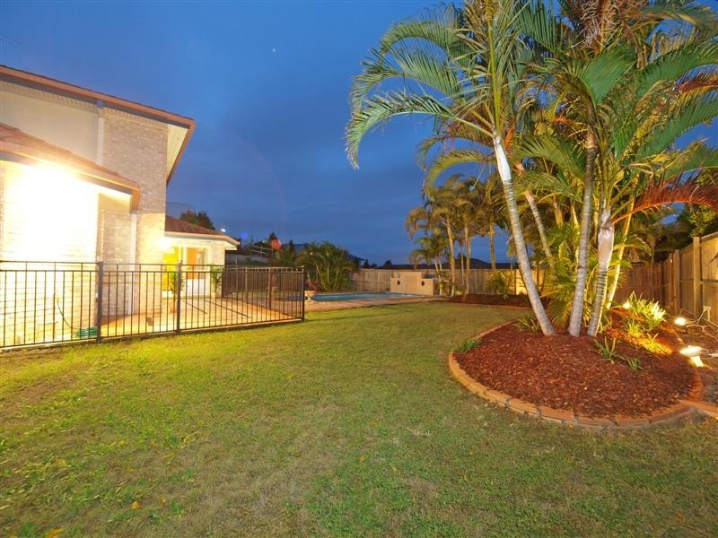 7 Poona Court, Albany Creek QLD 4035