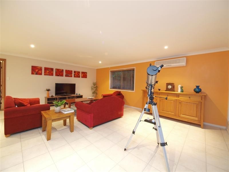 7 Poona Court, Albany Creek QLD 4035