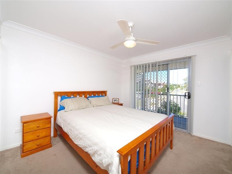Unit 8 / 19  O’Reilly St, Wakerley QLD 4154