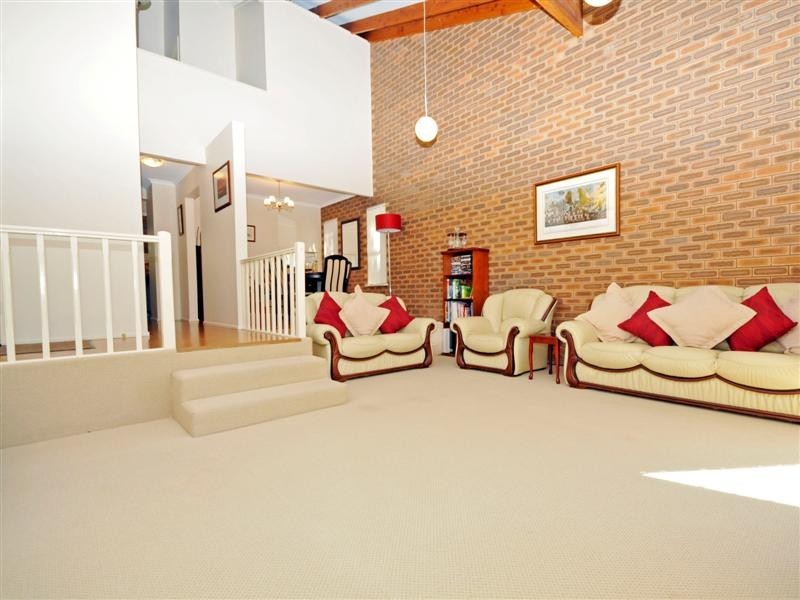 27 Bunya Park Drive, Eatons Hill QLD 4037