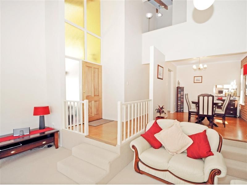 27 Bunya Park Drive, Eatons Hill QLD 4037