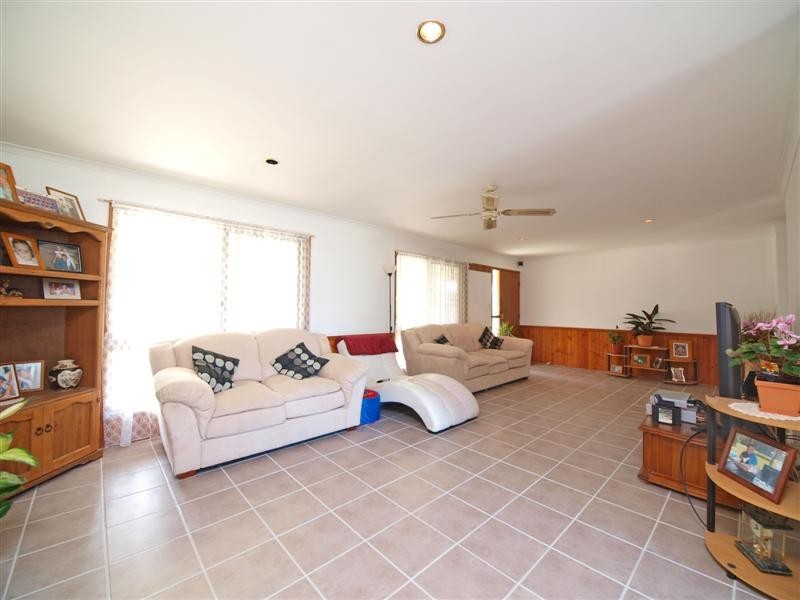 35 Kookaburra Ct, Upper Caboolture QLD 4510