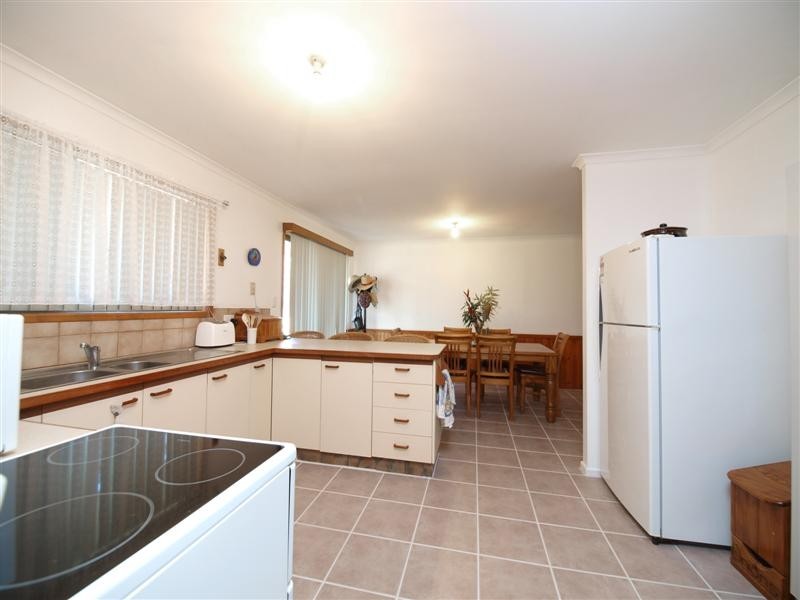 35 Kookaburra Ct, Upper Caboolture QLD 4510