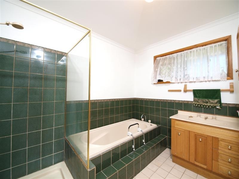 35 Kookaburra Ct, Upper Caboolture QLD 4510