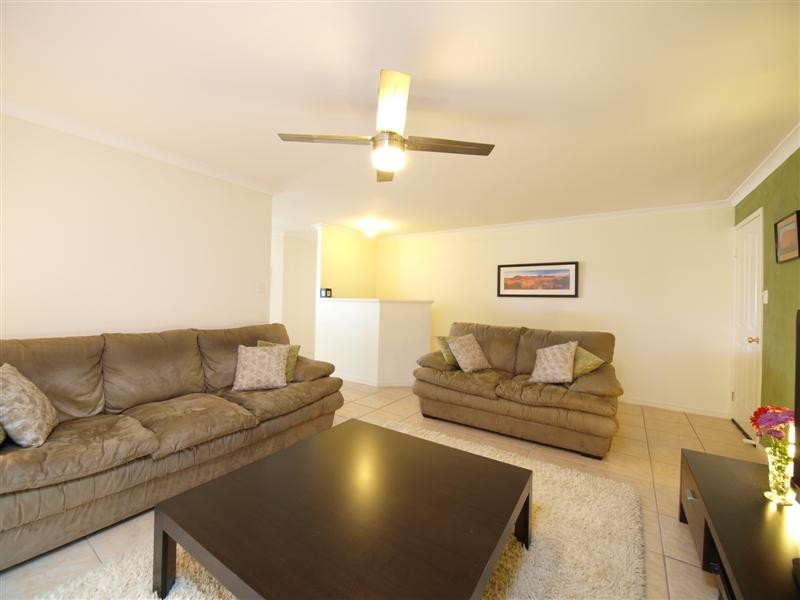 2 Hillary Drive, Warner QLD 4500