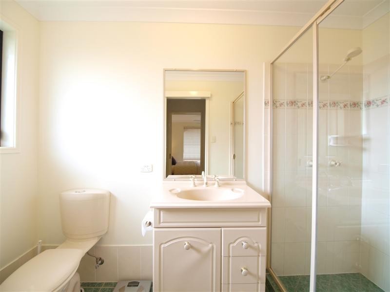 2 Hillary Drive, Warner QLD 4500