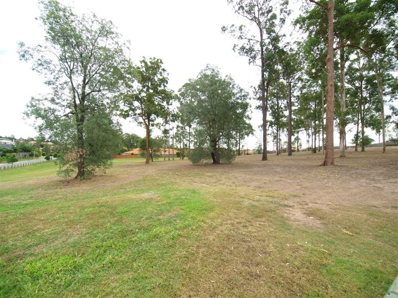 2 Hillary Drive, Warner QLD 4500