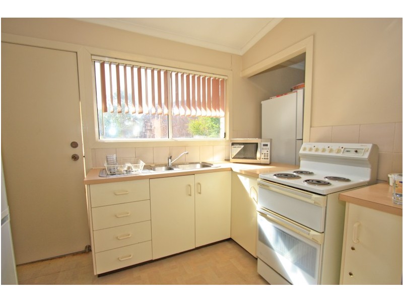 8 PASCOE ST, Gailes QLD 4300