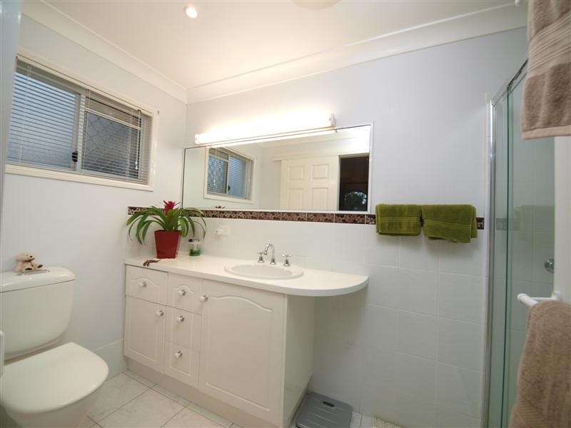 52 FAIRLANE ST, Joyner QLD 4500