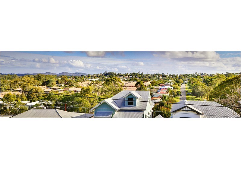 58 Barrinia Street, Manly QLD 4179
