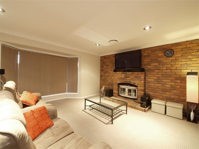 7 TANAGER ST, Albany Creek QLD 4035