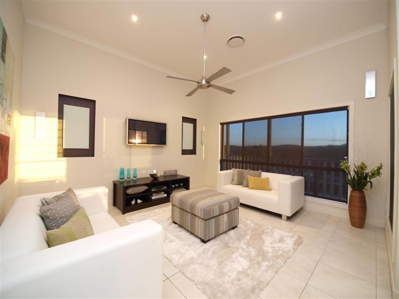 16 Alberic Court, Eatons Hill QLD 4037