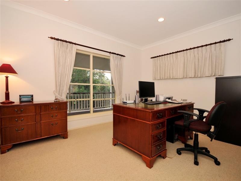 3 Bracken Court, Cashmere QLD 4500