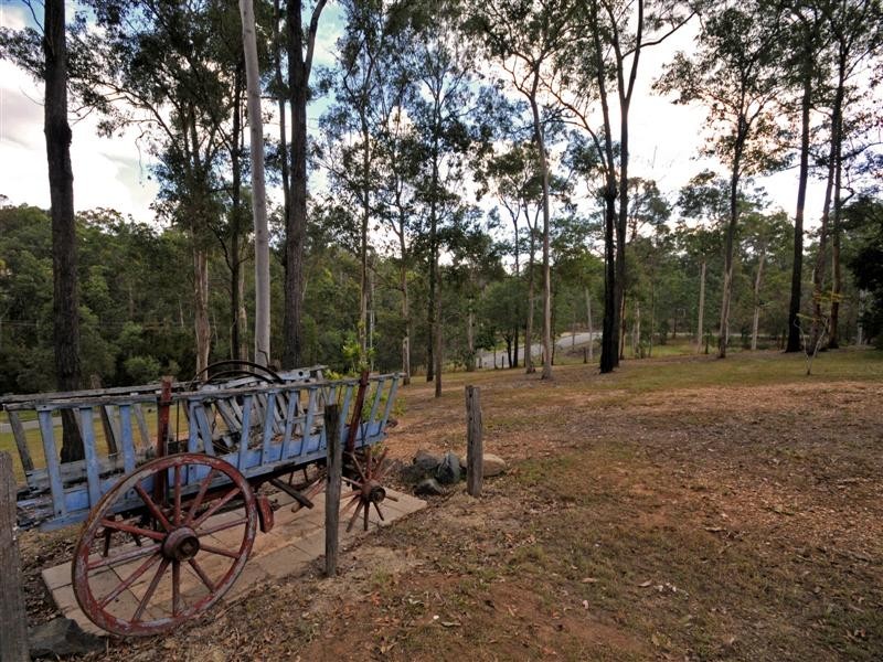 3 Bracken Court, Cashmere QLD 4500