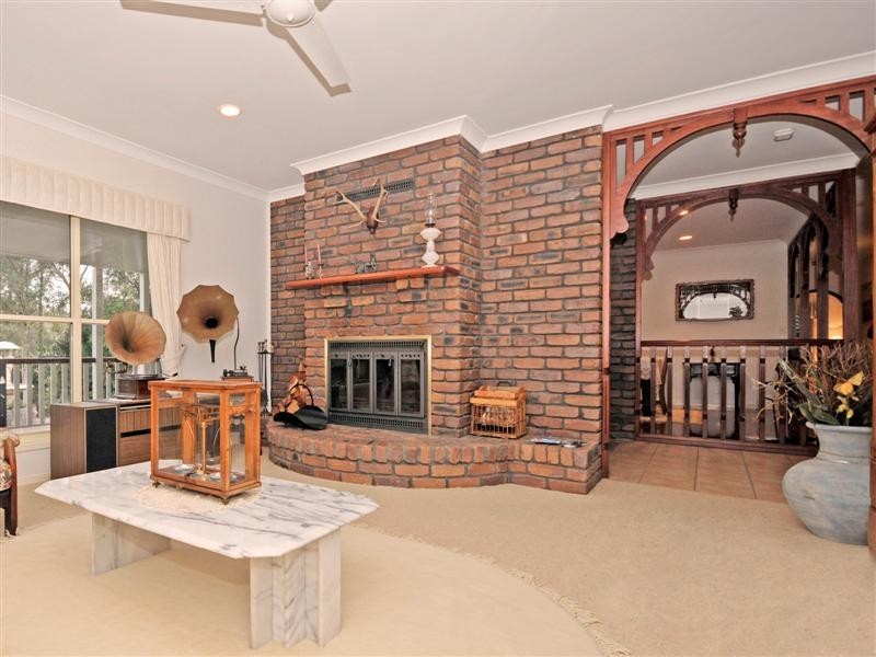 3 Bracken Court, Cashmere QLD 4500