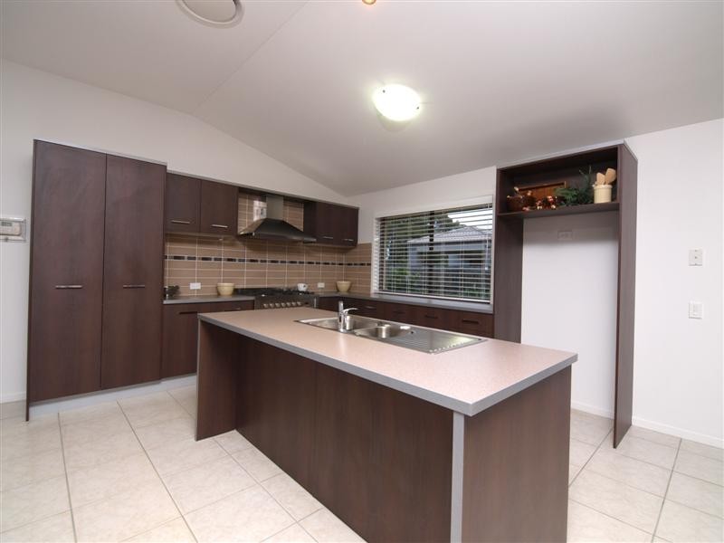 49 PONTIAC CIRCUIT, Warner QLD 4500