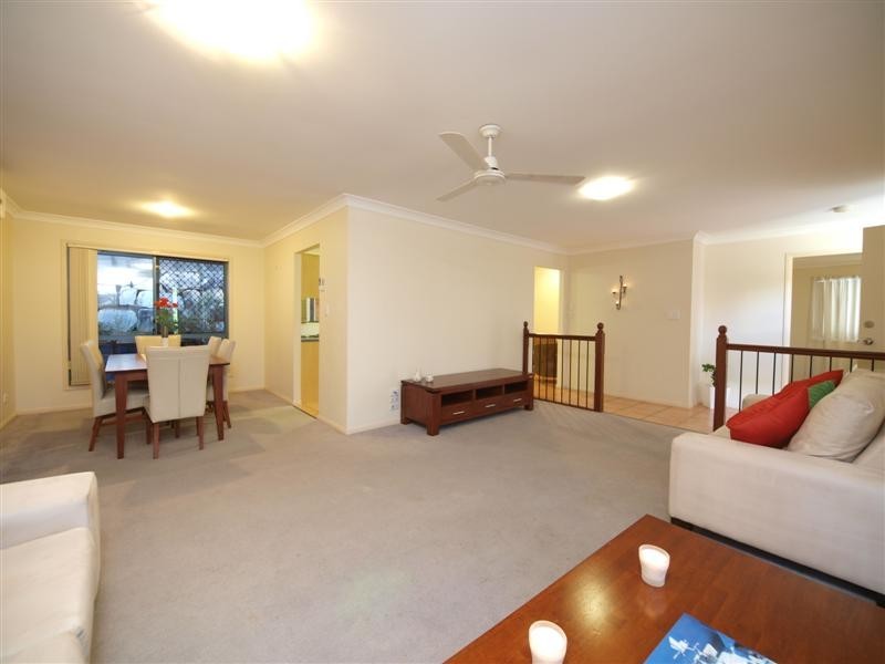 95 Lancewood Drive, Albany Creek QLD 4035