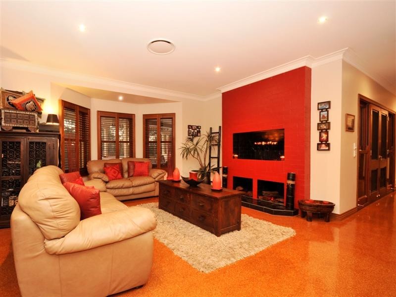 3 Phoebe Court, Bunya QLD 4055