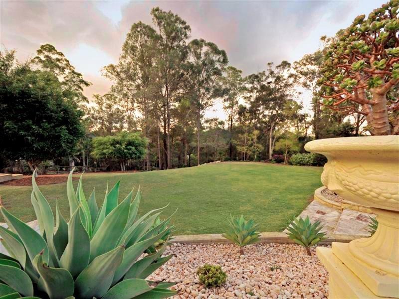 3 Phoebe Court, Bunya QLD 4055