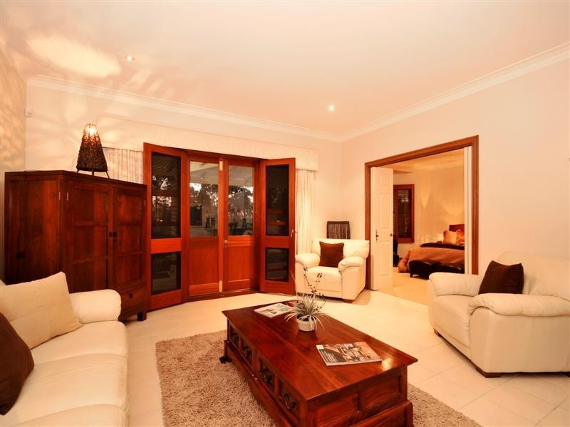 3 Phoebe Court, Bunya QLD 4055