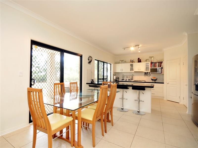 62 Corvus Drive, Cashmere QLD 4500