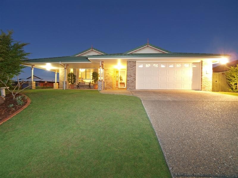 43 Cressbrook Drive, Albany Creek QLD 4035