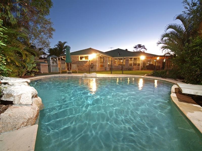 43 Cressbrook Drive, Albany Creek QLD 4035