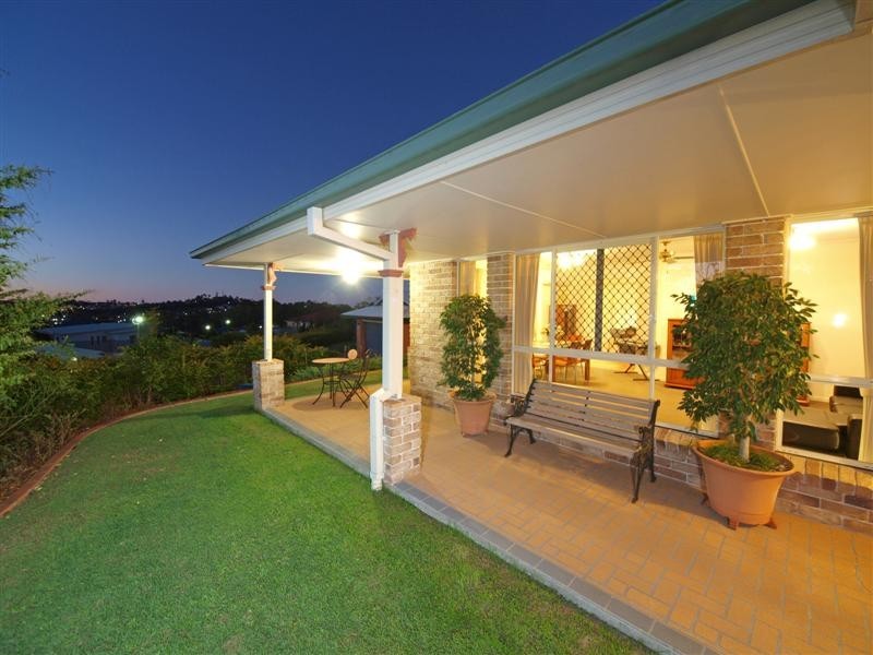 43 Cressbrook Drive, Albany Creek QLD 4035