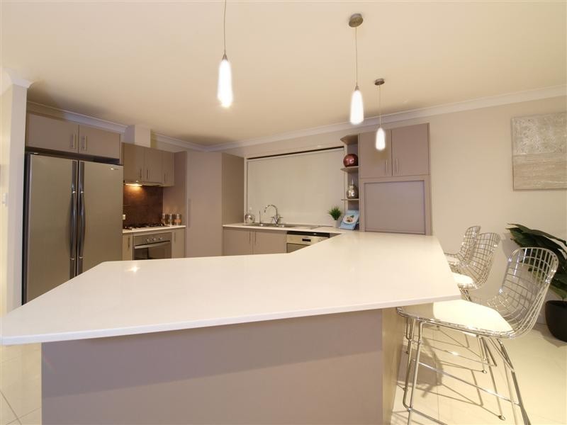 12 Alberic Court, Eatons Hill QLD 4037