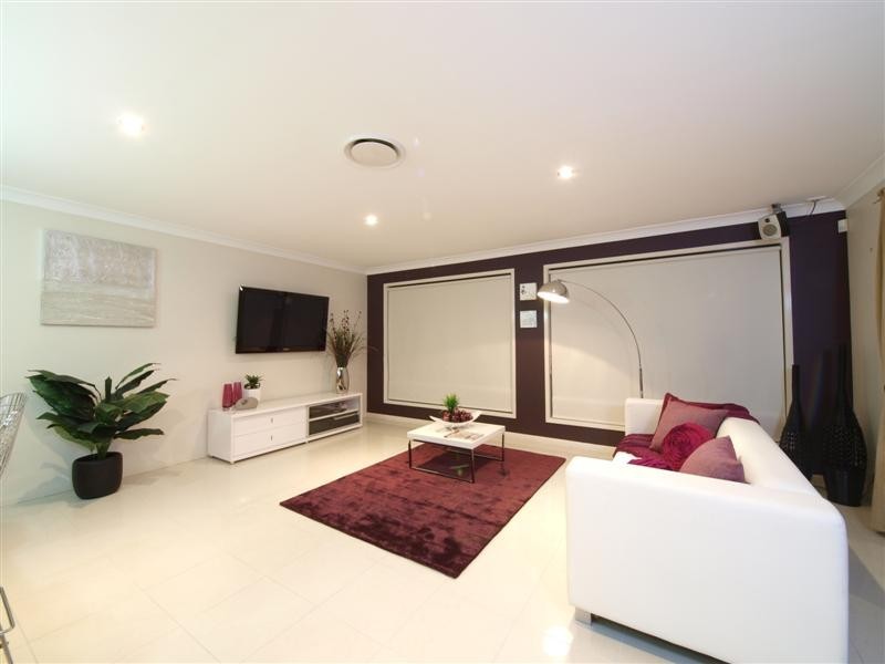12 Alberic Court, Eatons Hill QLD 4037