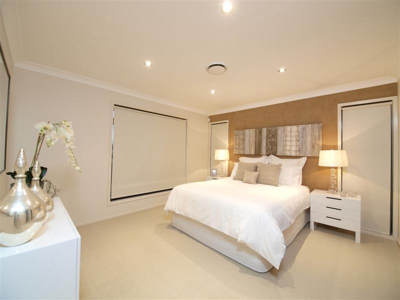 12 Alberic Court, Eatons Hill QLD 4037