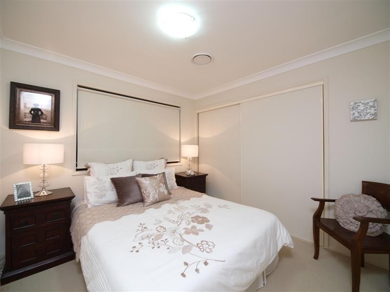 12 Alberic Court, Eatons Hill QLD 4037