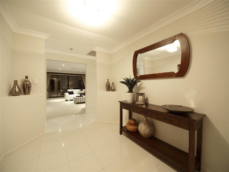 12 Alberic Court, Eatons Hill QLD 4037