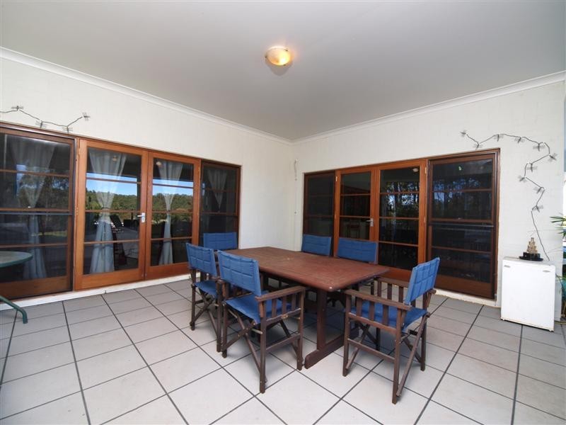5 BENARKIN COURT, Cashmere QLD 4500