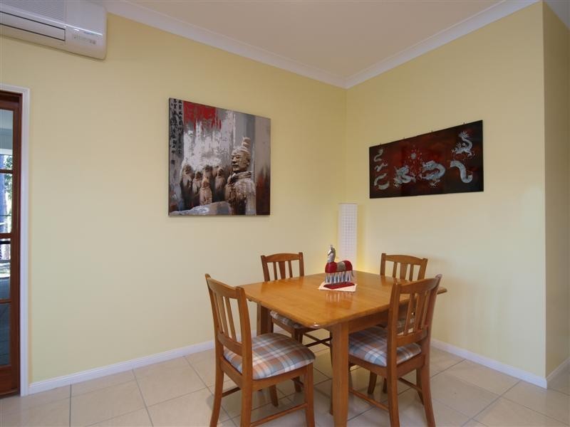 5 BENARKIN COURT, Cashmere QLD 4500