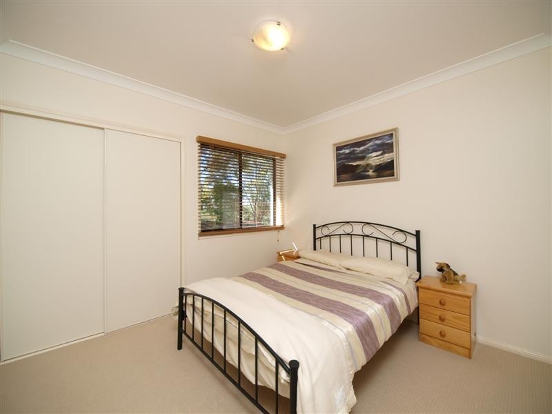 5 BENARKIN COURT, Cashmere QLD 4500