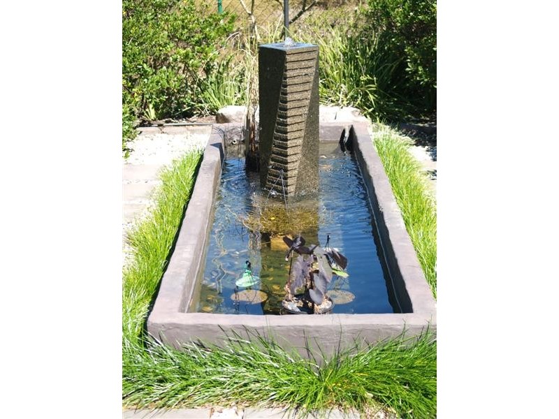 5 BENARKIN COURT, Cashmere QLD 4500