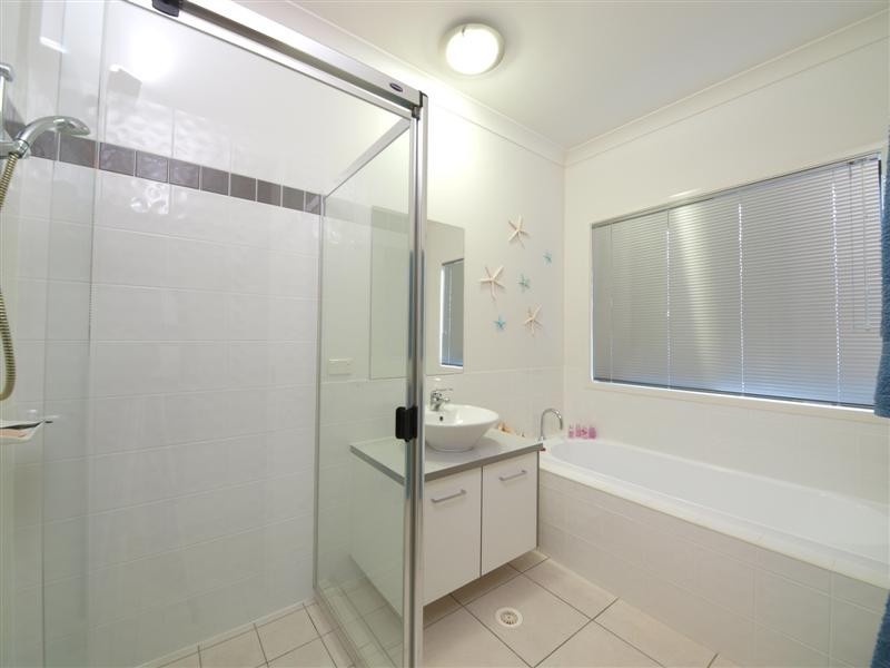 8 Grebe Circuit, North Lakes QLD 4509
