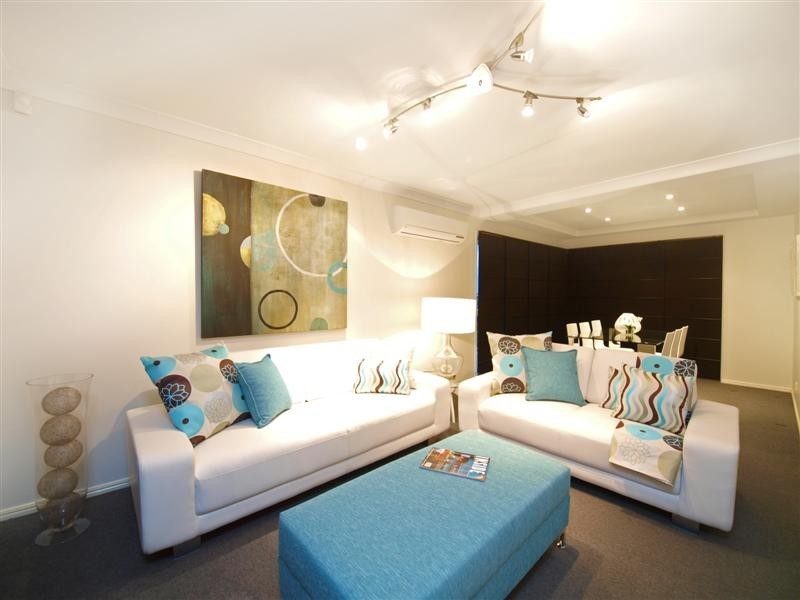 11 Peace Court, Eatons Hill QLD 4037