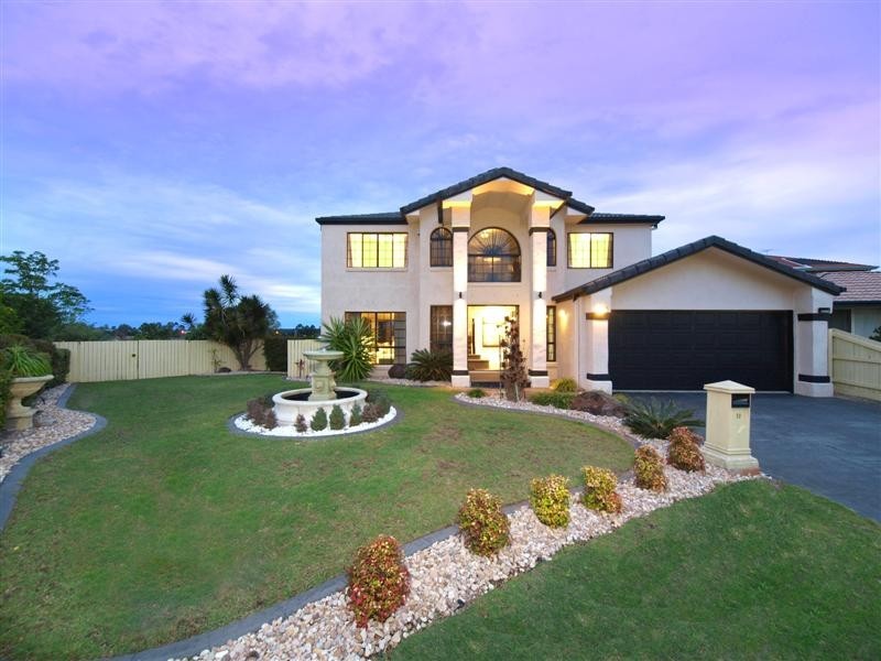 11 Peace Court, Eatons Hill QLD 4037