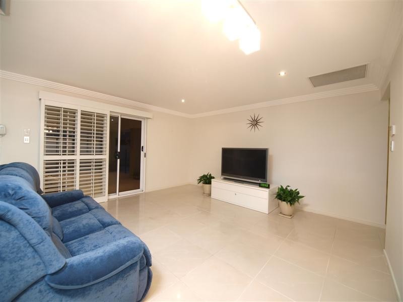 15  Corowa Court, Eatons Hill QLD 4037