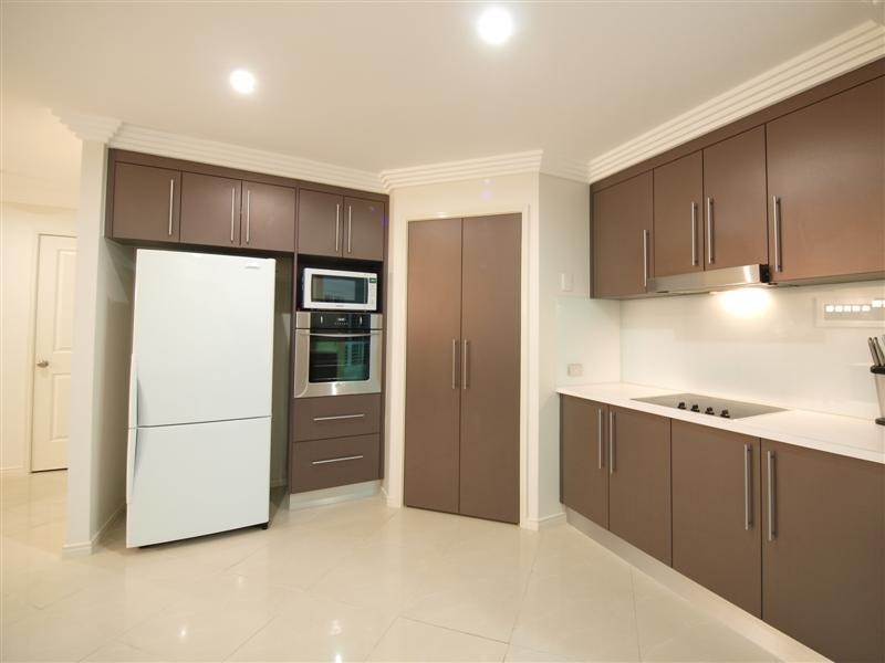 15  Corowa Court, Eatons Hill QLD 4037