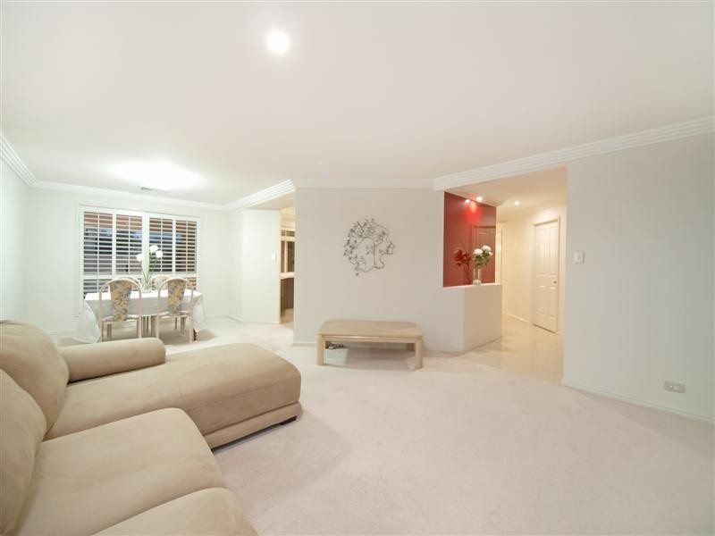 15  Corowa Court, Eatons Hill QLD 4037