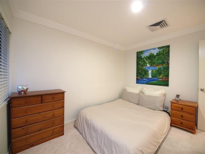 15  Corowa Court, Eatons Hill QLD 4037