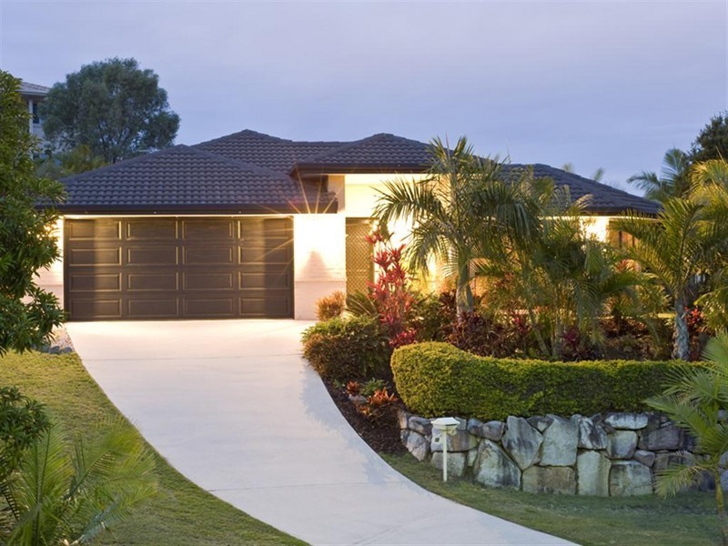 10 Glendore Court, Eatons Hill QLD 4037