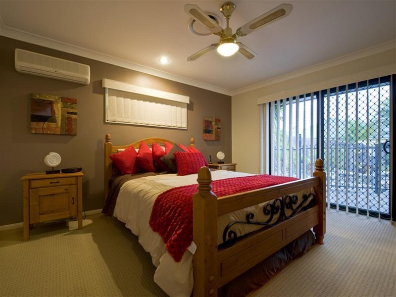 10 Glendore Court, Eatons Hill QLD 4037