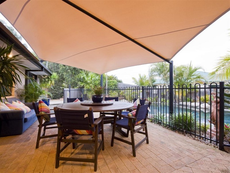 10 Glendore Court, Eatons Hill QLD 4037