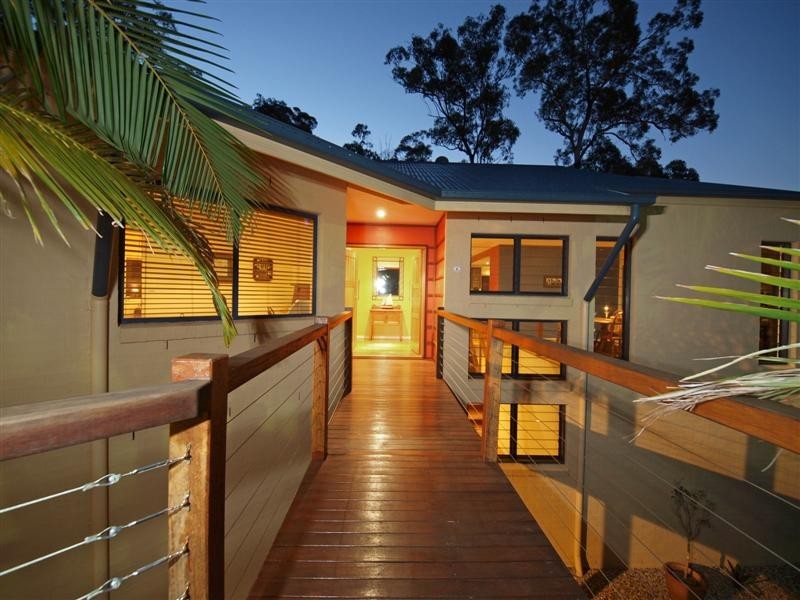 8 BIRCH CRT, Albany Creek QLD 4035